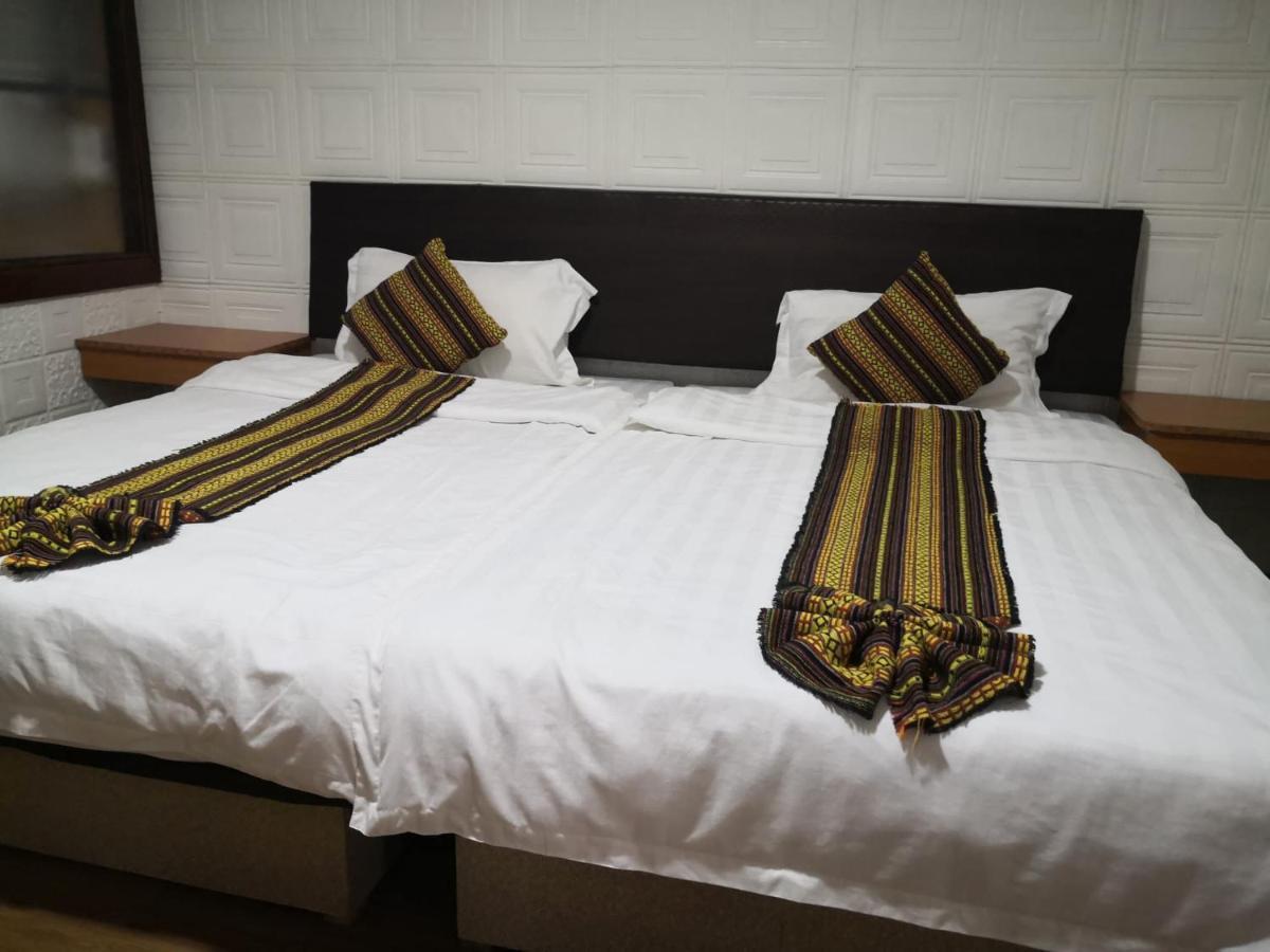 Suanhom Resort San Sai Екстер'єр фото